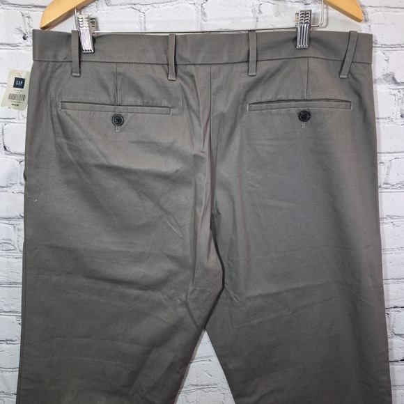 GAP CLASSIC STRAIGHT FIT KHAKIS CHINO MEN SIZE 36X36 Gray NWT - Picture 6 of 13